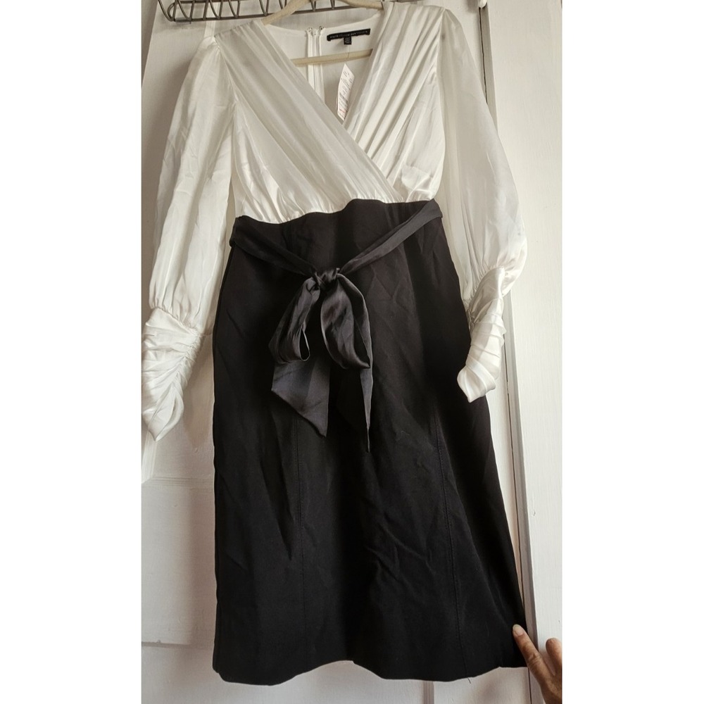 NWT whitehouseblackmarket pleated satin white upper belt black pencil dress Sz 2
